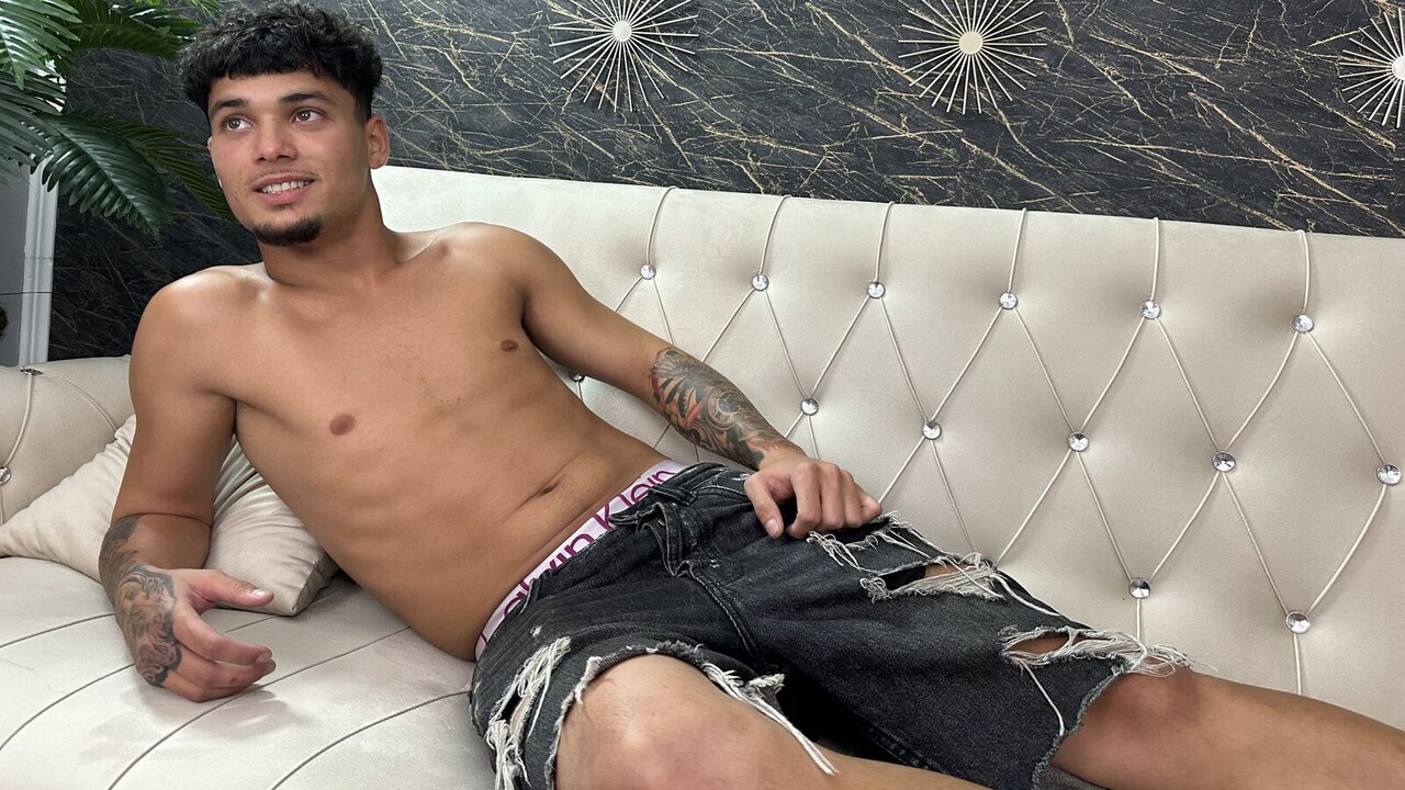 MarkosMateo's Live Webcam and Bio